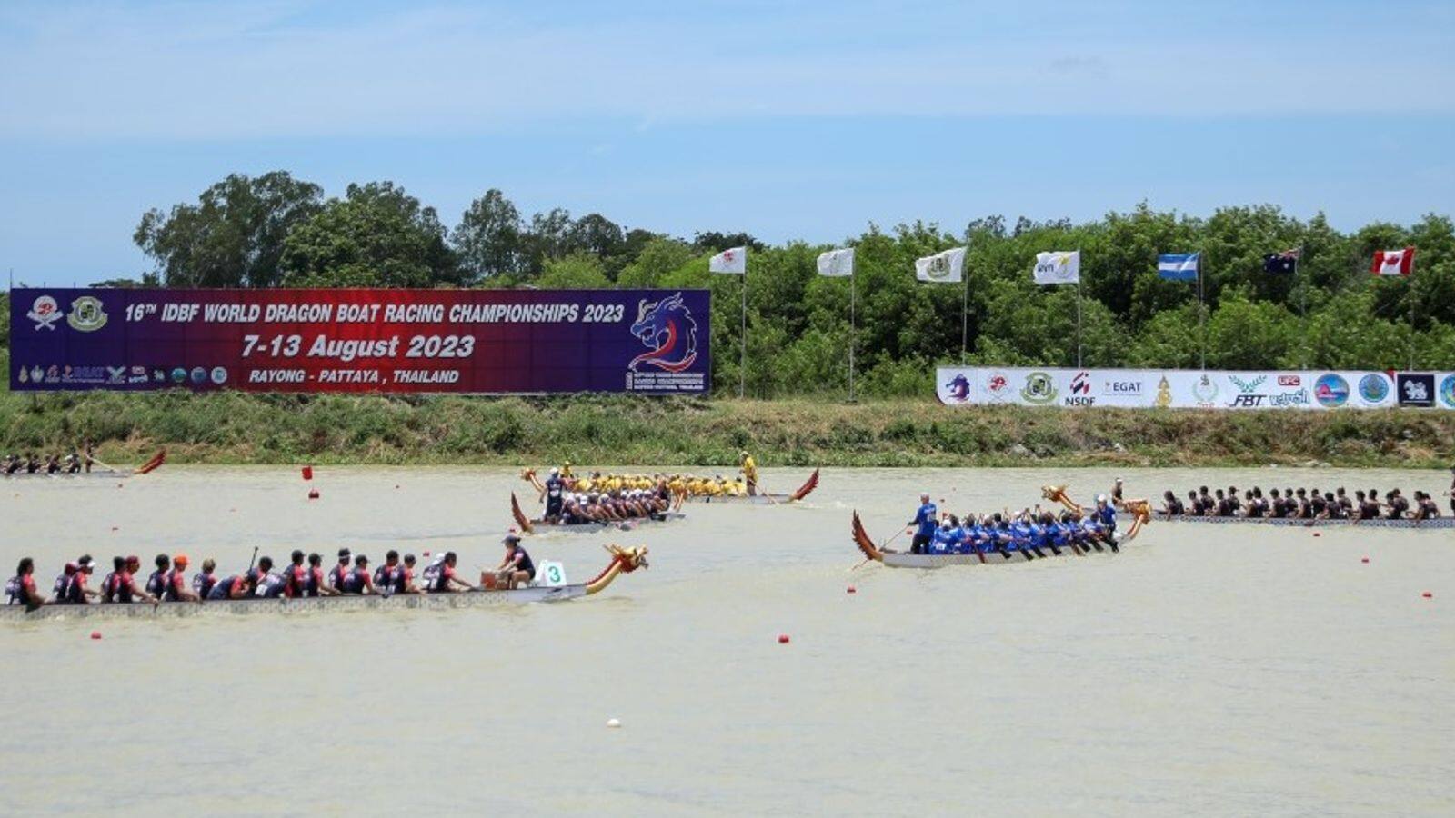 การพายเรือยาวไทยเพื่อฟิตเนสทั้งร่างกาย