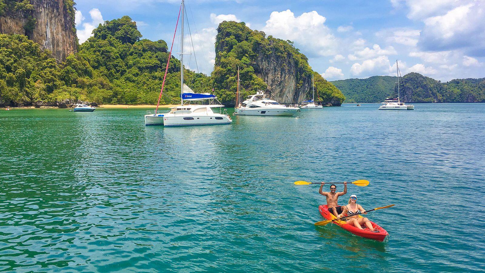 การออกกำลังกายพายเรือคายัคในไทย