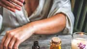 เติมพลังร่างกายด้วยน้ำมันสมุนไพรทาข้อมือ