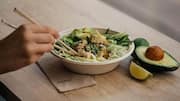 น้ำสลัดครีมถั่วลิสงสำหรับสลัดบะหมี่ซูกินี