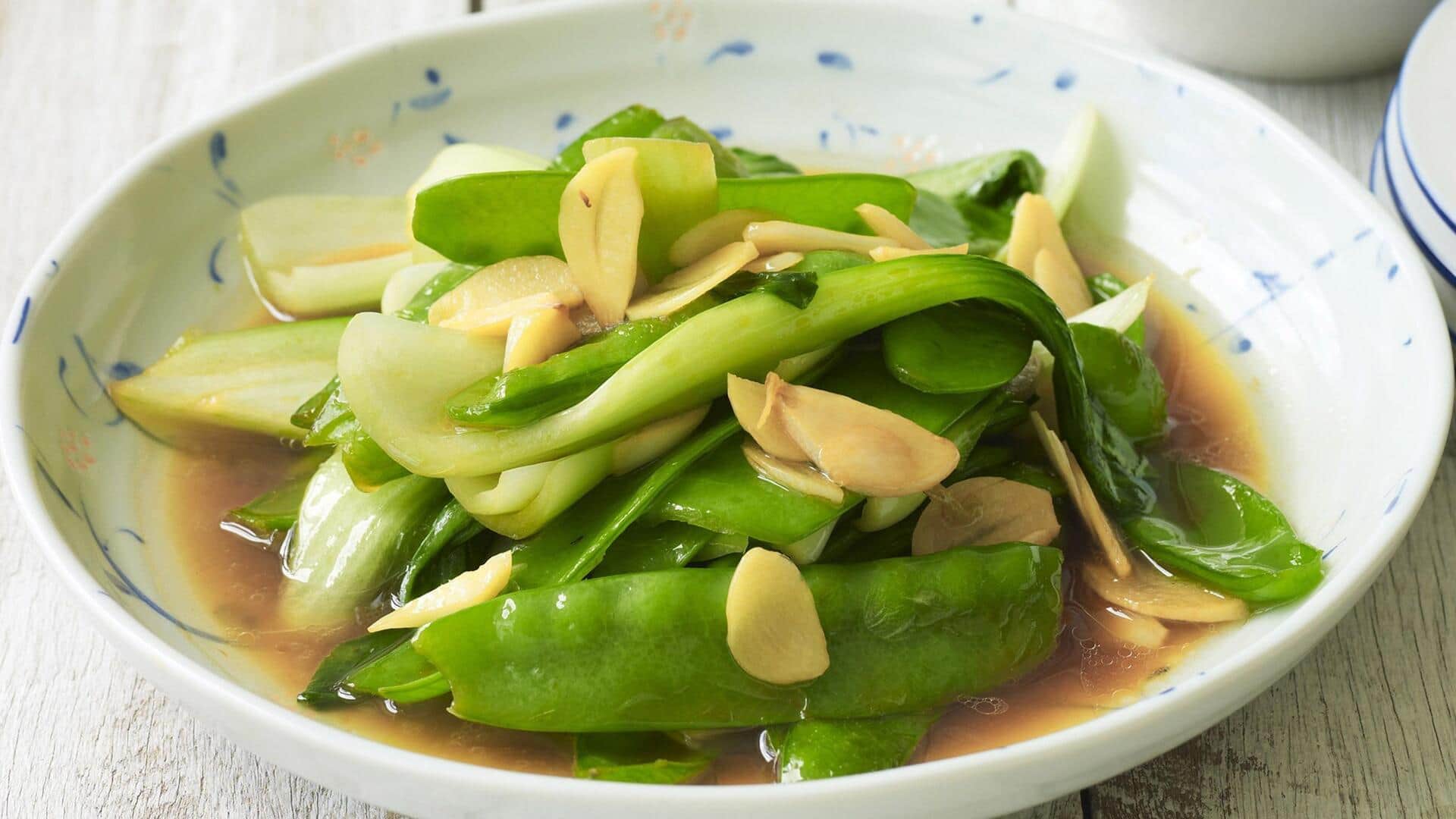 ผัดถั่วหิมะมะรุม: สูตรอาหารมังสวิรัติสุขภาพดีที่อร่อยและเบา