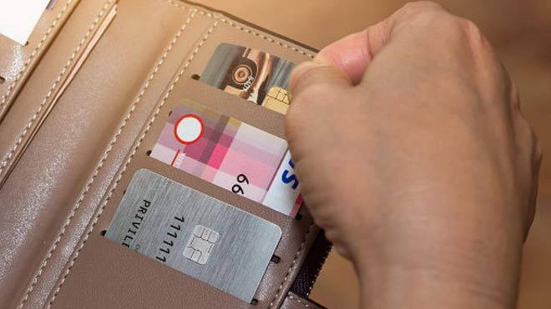 วิธีจัดระเบียบกระเป๋าสตางค์ให้ใช้งานได้นานขึ้น