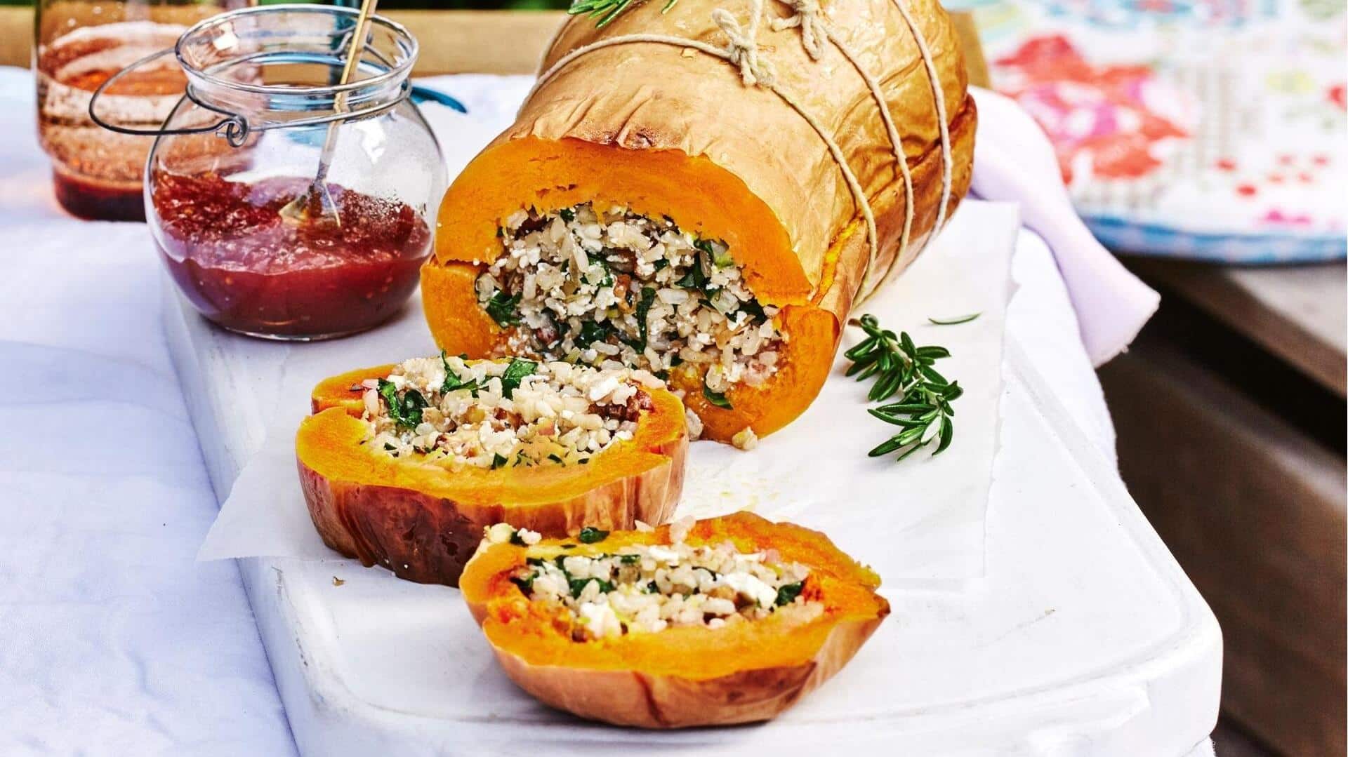 พายฟักทองยัดไส้ เมนูมังสวิรัติกลมกล่อมแบบไทยแท้