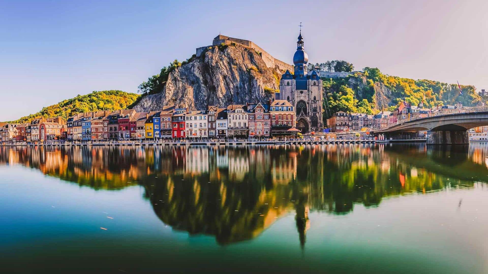 เดินเล่นในเมืองเก่าในเบลเยียมที่มีเสน่ห์