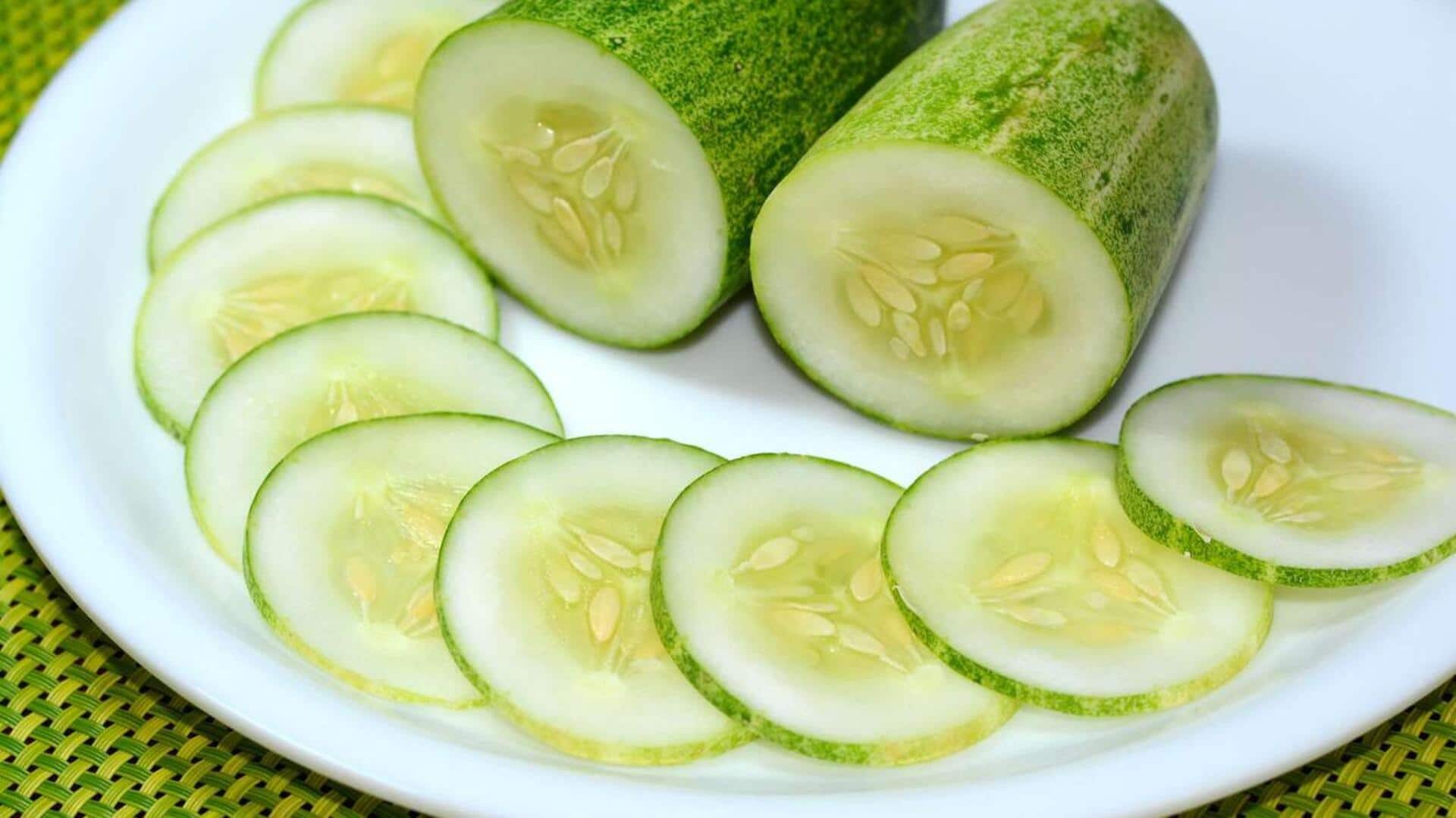 แตงกวา: เคล็ดลับลดอาการบวมใต้ตาอย่างเป็นธรรมชาติ