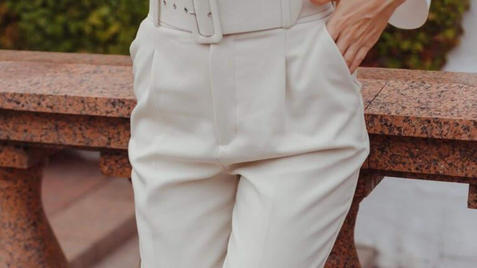 จับคู่เสื้อทูนิกกับกางเกงพลีทให้ดูดีแบบมือโปร