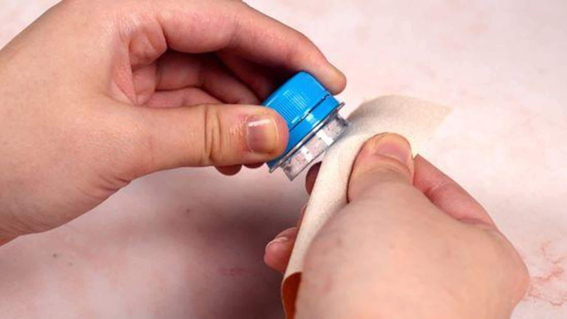 5 วิธีรีไซเคิลหลอดลิปบาล์มเปล่าให้เกิดประโยชน์ในบ้าน