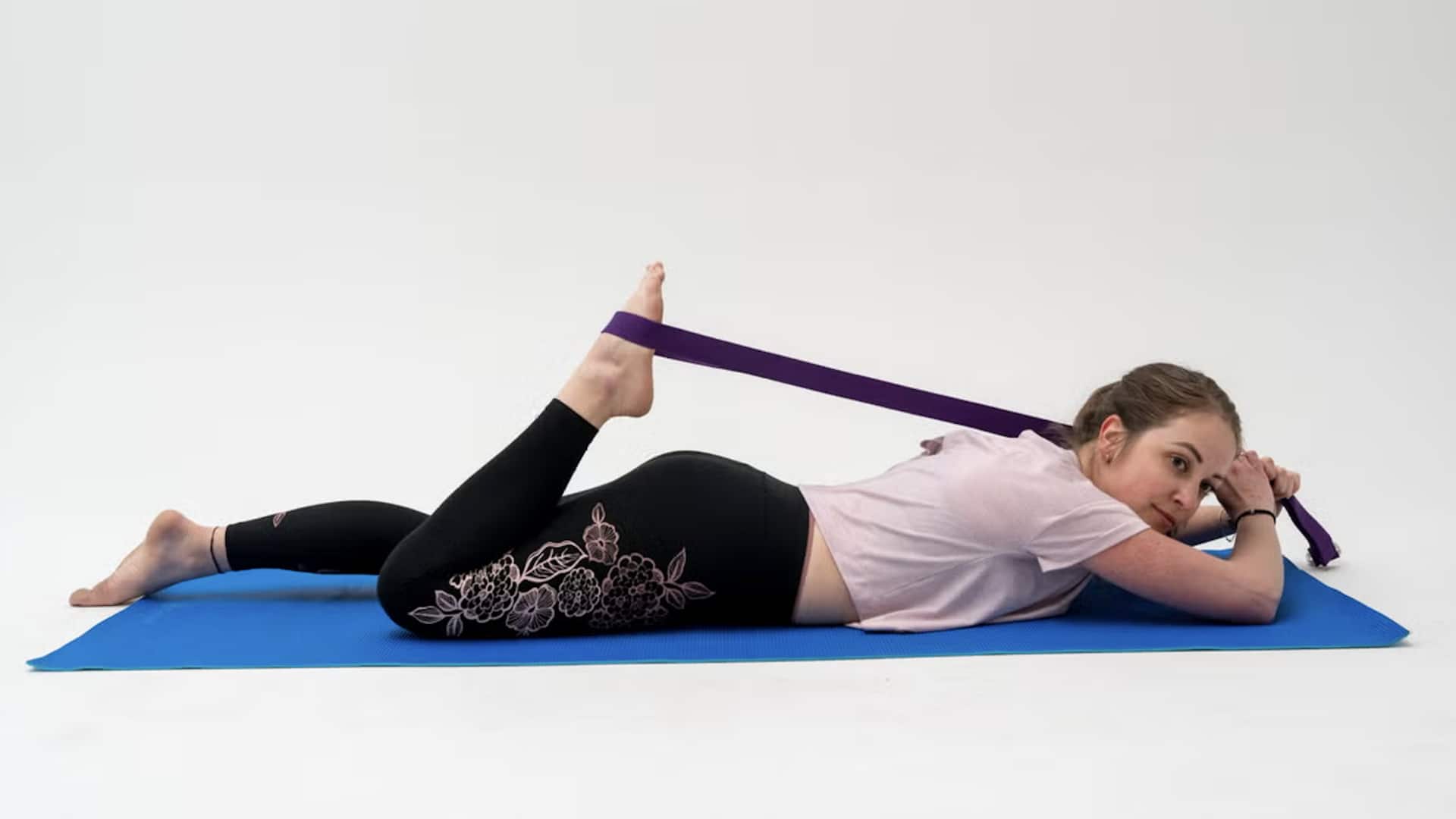 ประโยชน์ของการยืดกล้ามเนื้อสี่หัวต้นขาแบบยืน