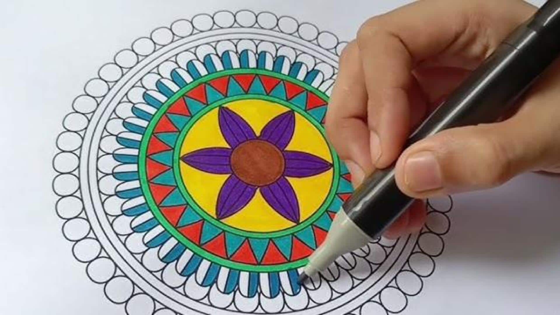ผ่อนคลายด้วยการระบายสีแมนดาลา