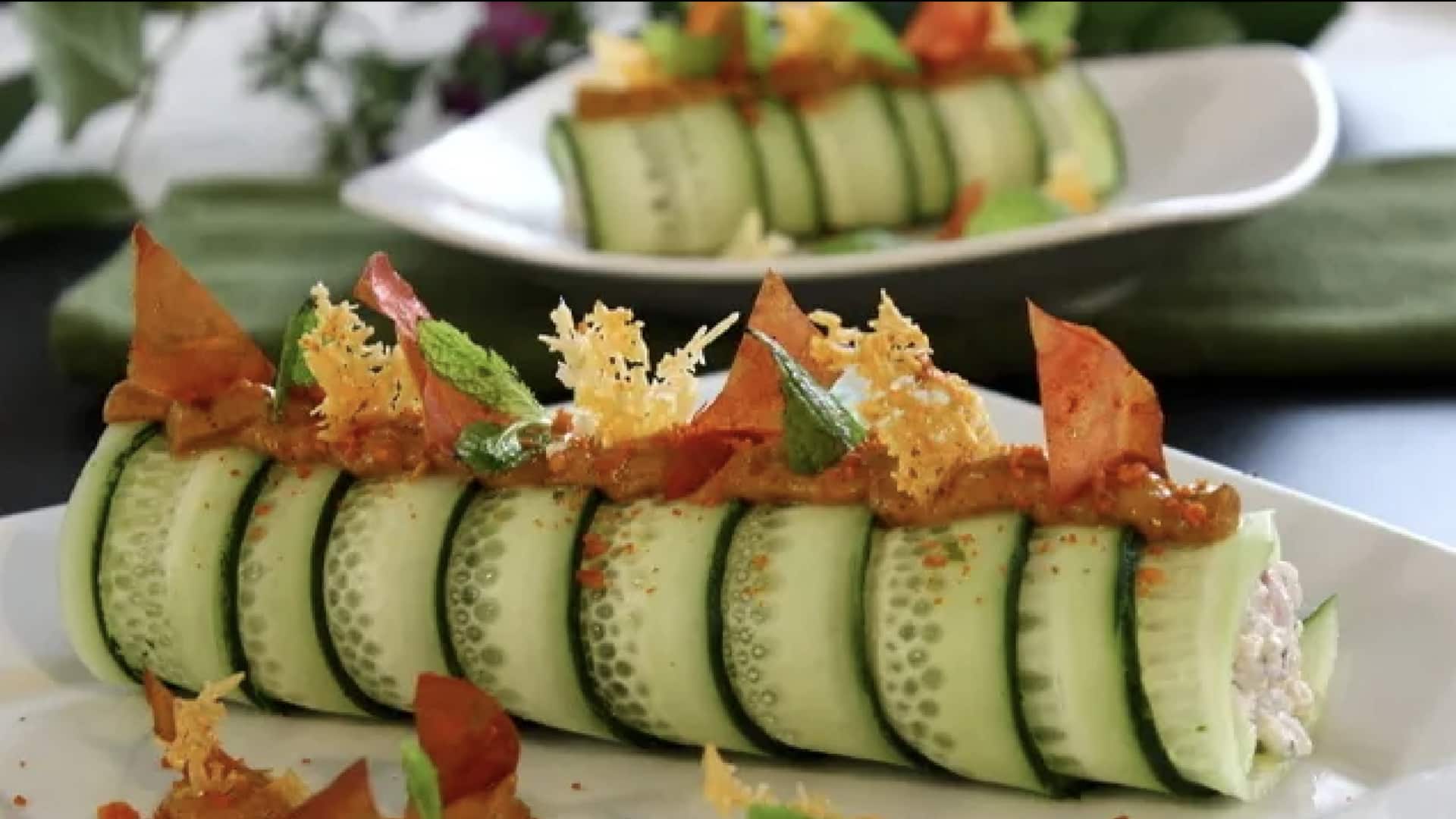 แตงกวาห่อม้วน น้ำสลัดพริกมะนาวสุดแซ่บ