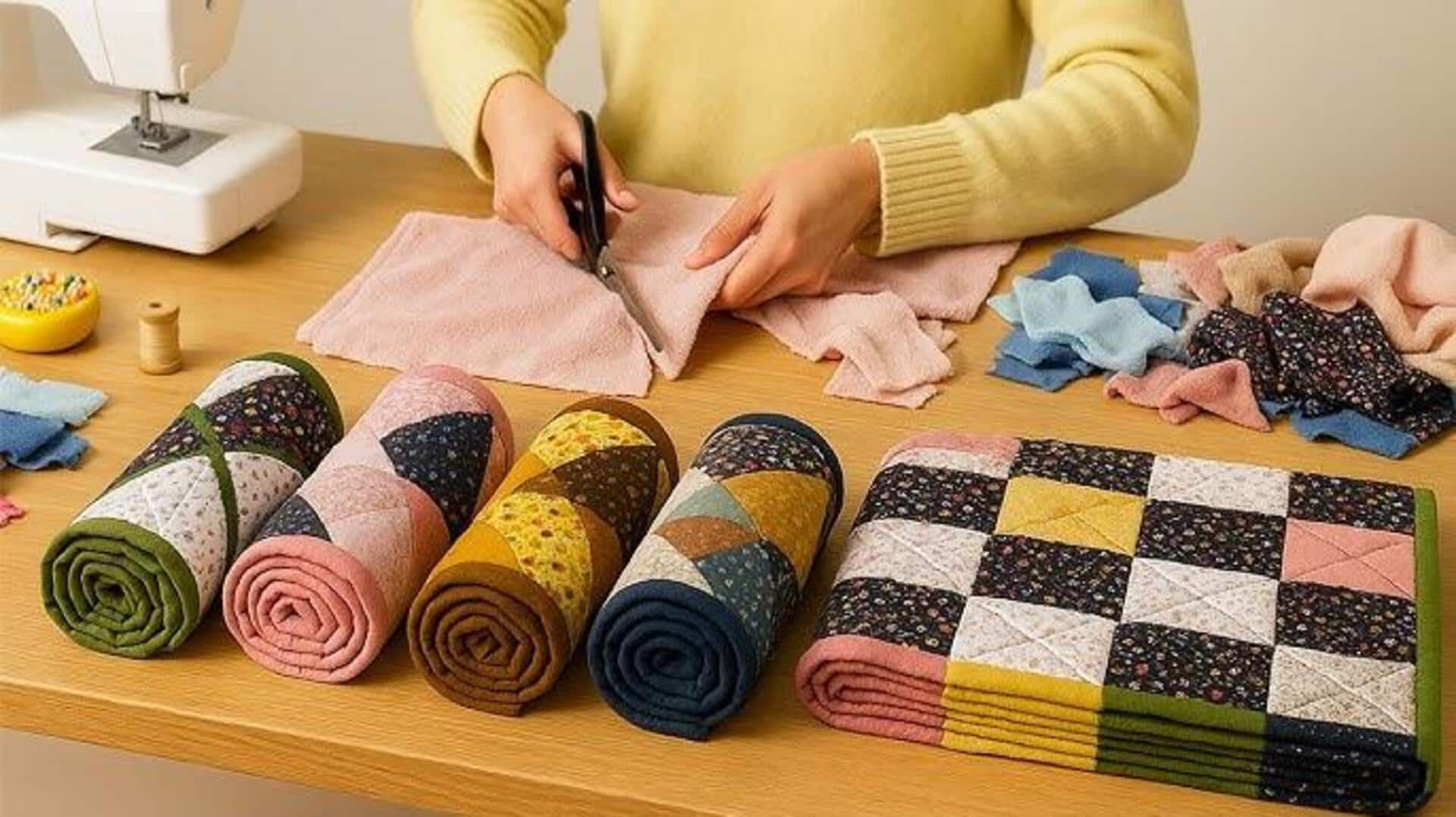 รีไซเคิลผ้าห่มมือสองให้กลายเป็นหมอนอิงสุดคุ้มในงบประหยัด