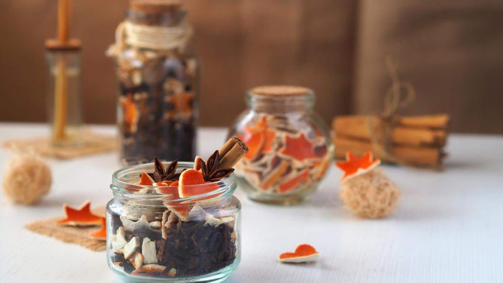 วิธีทำสเปรย์ปรับอากาศจากสมุนไพรแห้ง