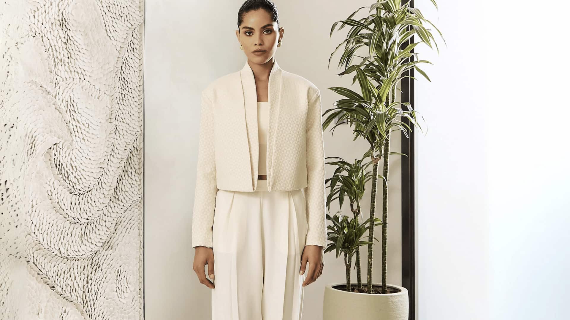 5 ลุคแฟชั่นที่แมตช์ได้ลงตัวกับเบลเซอร์โบรเคด