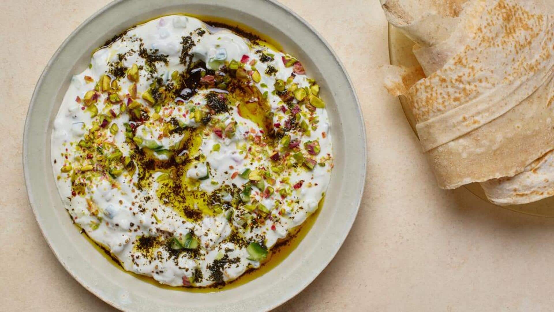 ชิลลี่มินต์โยเกิร์ตดิป เสิร์ฟคู่ผักกรอบแสนอร่อย