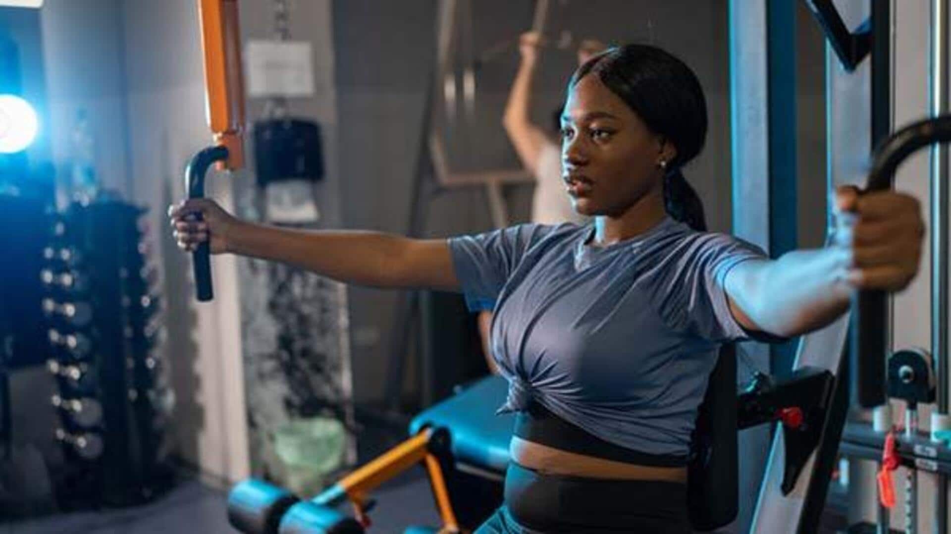 ออกกำลังกายด้วยทิชชู่: 5 ท่าต้านทานสุดแปลกใหม่