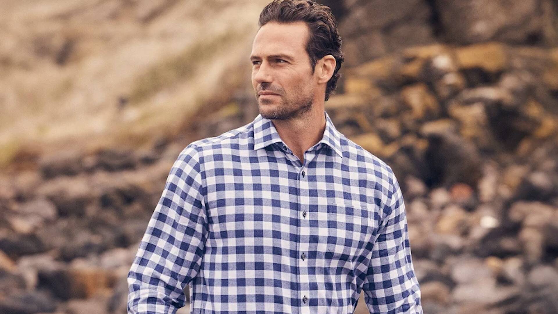 5 สไตล์แฟชั่นที่แมตช์ได้ดีกับเสื้อเชิ้ตผ้าทวิลล์ขนแปรง