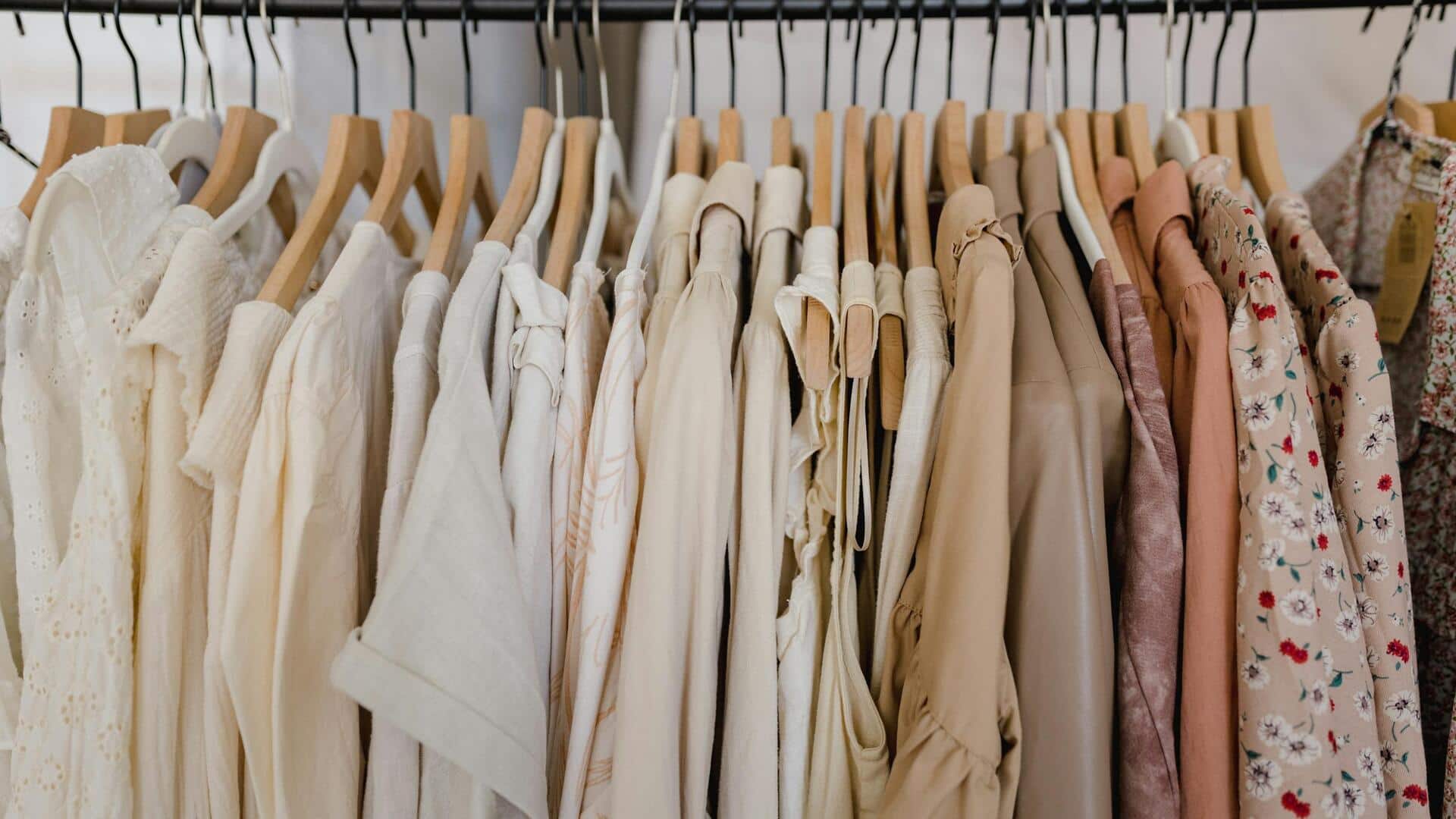 เลือกโทนสีเดียวสำหรับการแต่งกายตลอดทั้งสัปดาห์