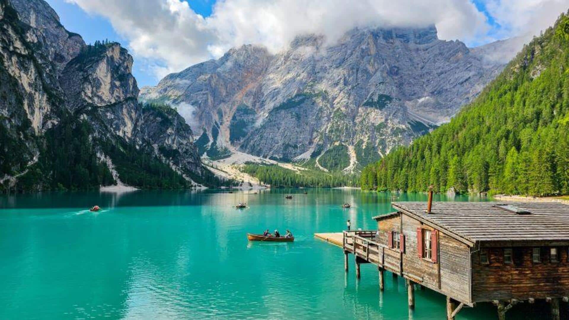 ทะเลสาบในออสเตรีย: คู่มือพายเรือและสัมผัสความสงบ