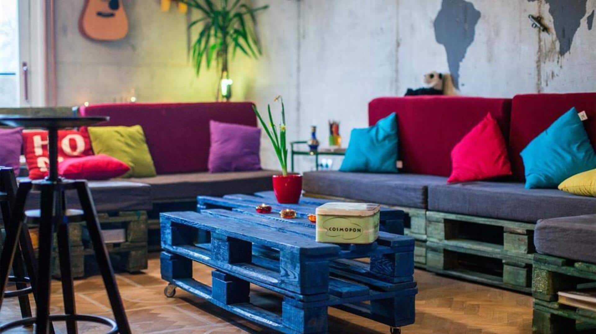 เปลี่ยนพาเลทไม้เก่าเป็นเฟอร์นิเจอร์สวย เติมเสน่ห์ให้บ้าน