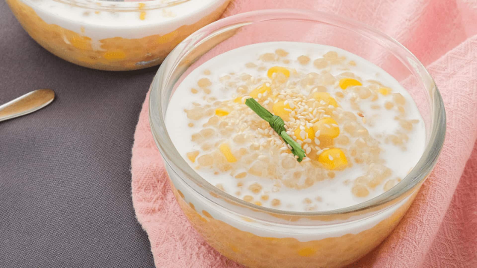 ขนมข้าวโพดหวานกับกะทิ ขนมข้าวโพดหวานกับกะทิ