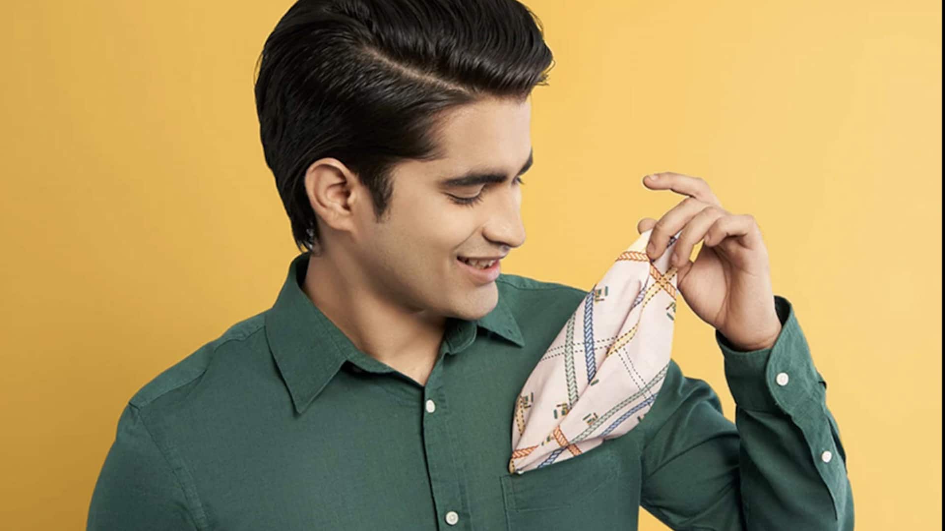 5 สไตล์แต่งตัวที่ช่วยให้ผ้าเช็ดหน้าในกระเป๋าเสื้อดูโดดเด่น