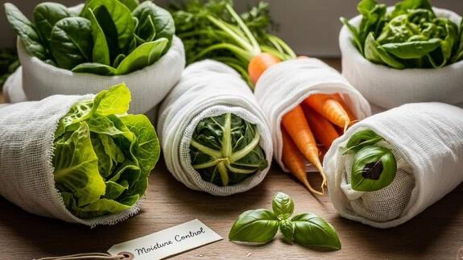 เคล็ดลับเก็บผักให้สดนานในตู้เย็นด้วยกระดาษหนังสือพิมพ์