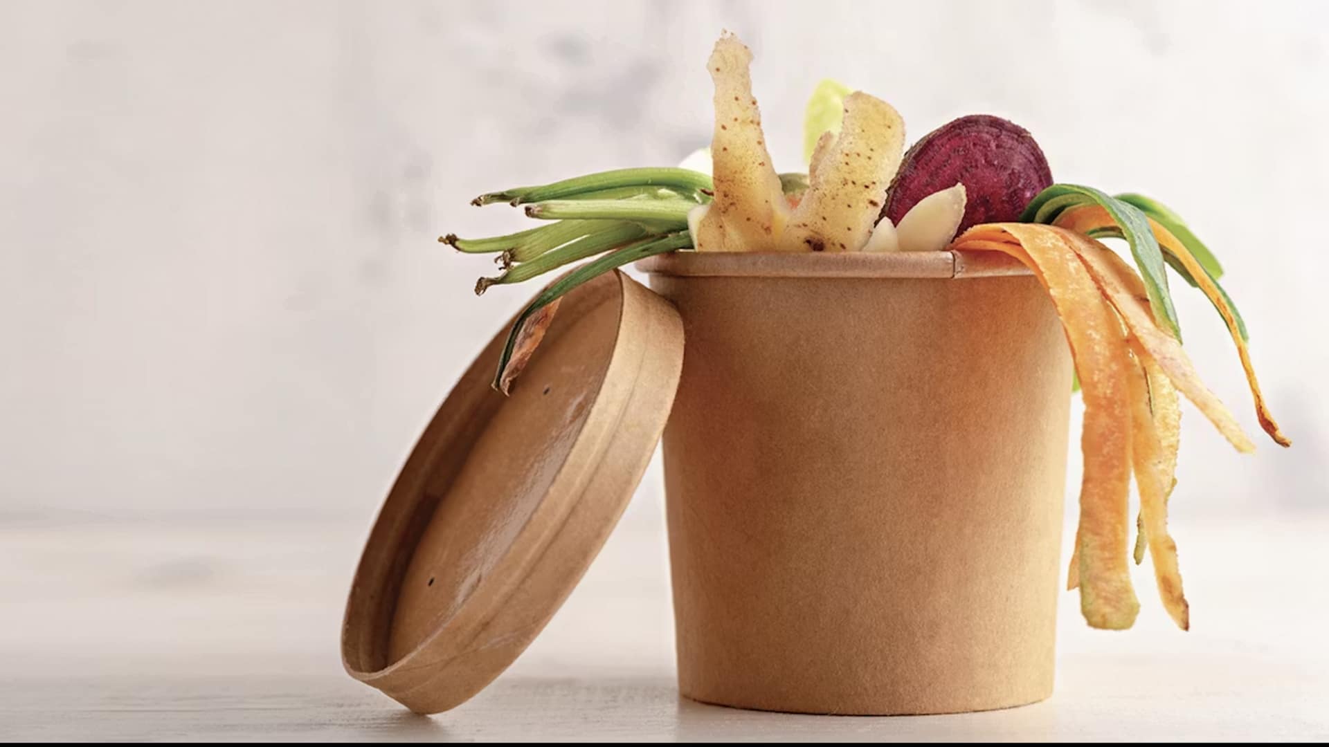 เคล็ดลับทำความสะอาดประหยัดจากของเหลือในครัว