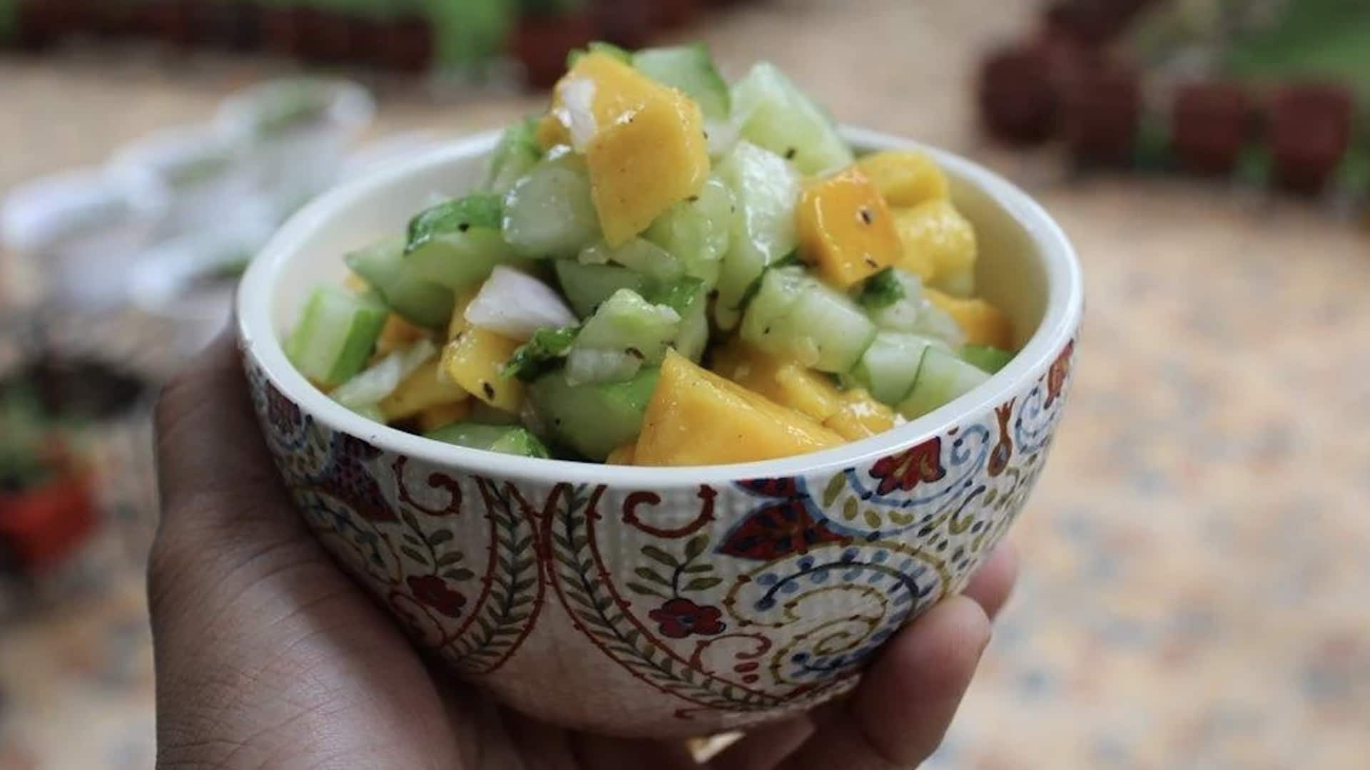 สลัดมะม่วงแตงกวา รสเปรี้ยวหวาน สดชื่นทุกคำ 