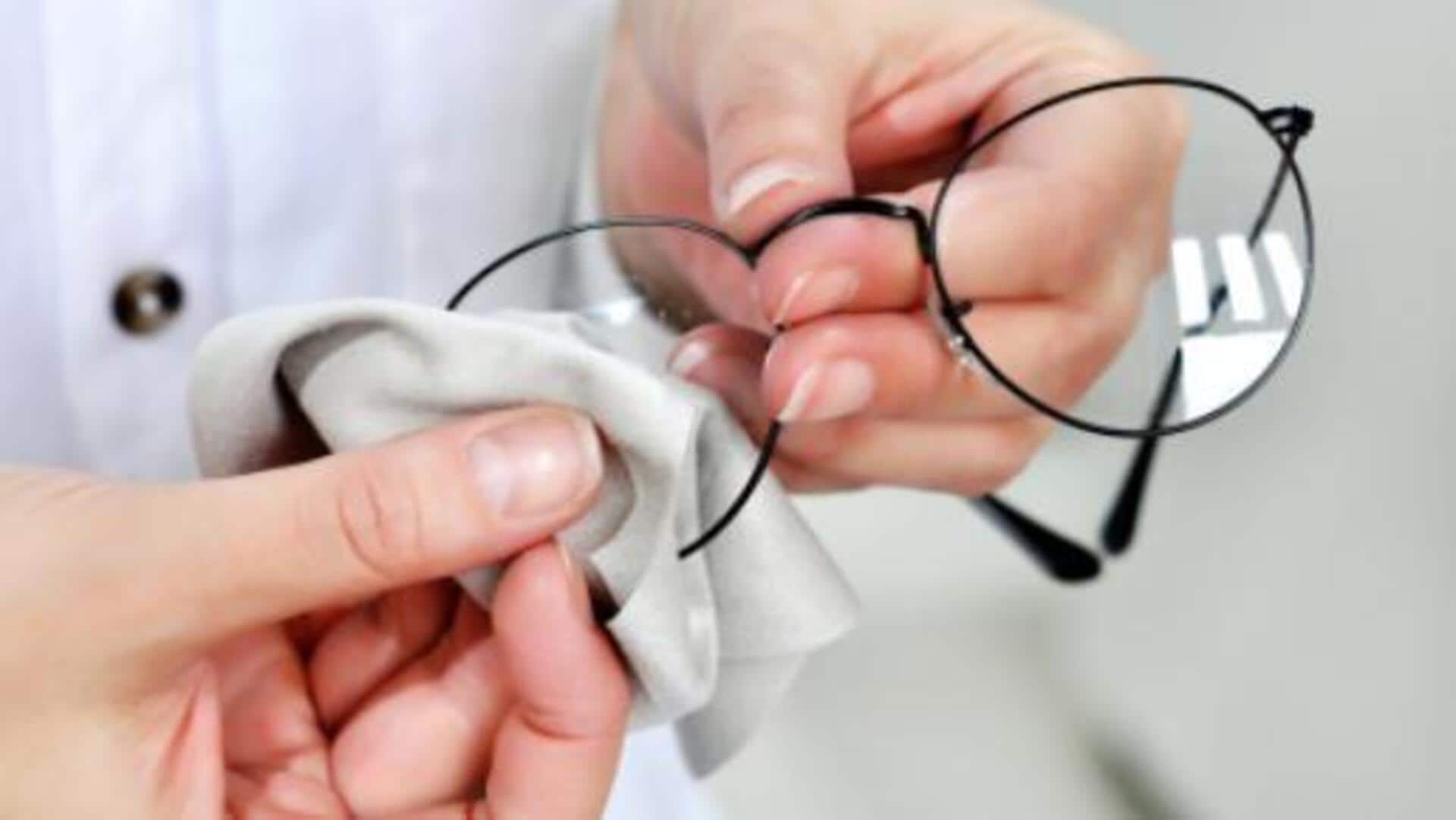 5 นิสัยง่ายๆ ทำทุกวันเพื่อเลนส์แว่นตาใสไร้รอยขีดข่วน