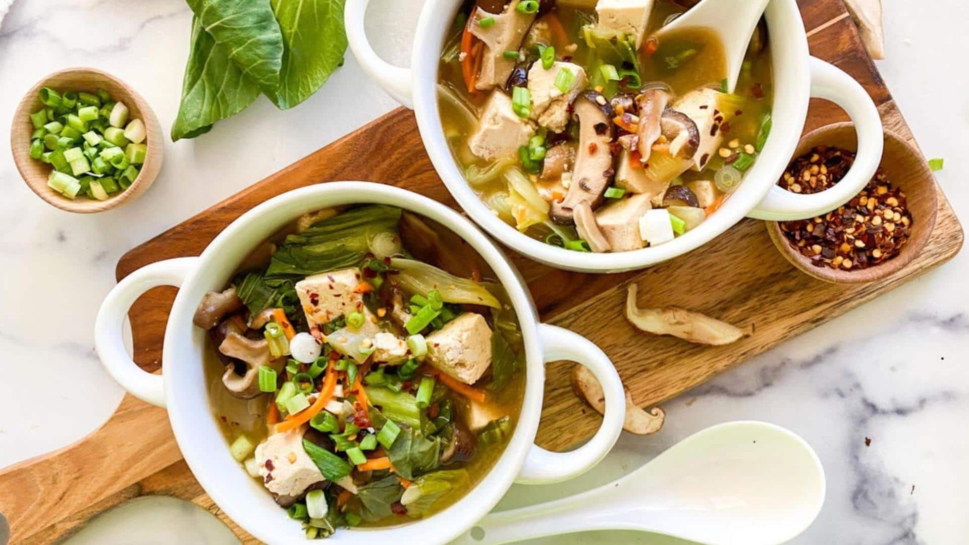 น้ำซุปเห็ดหอมและขิงอูมามิ น้ำซุปเห็ดหอมและขิงอูมามิ