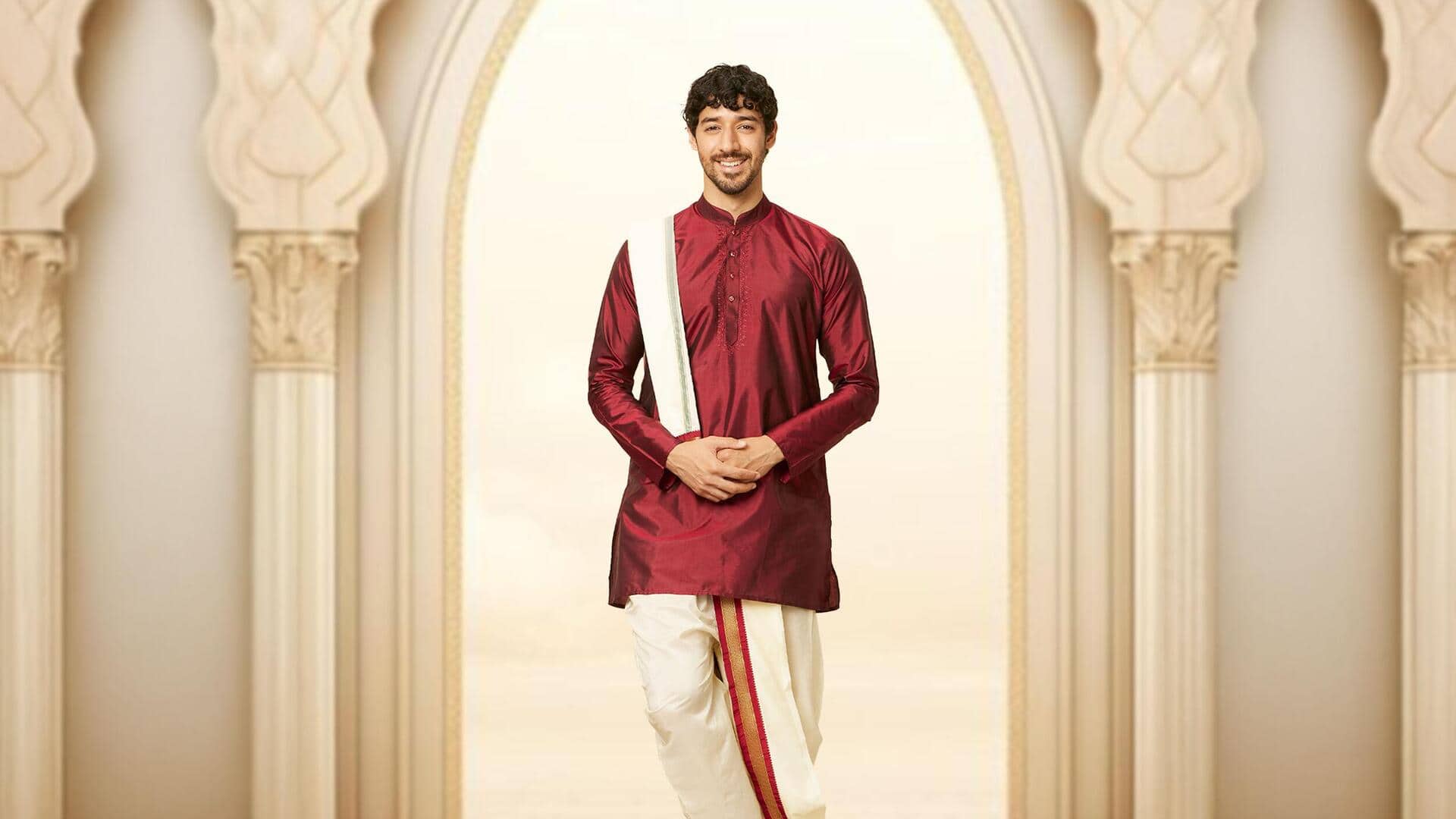 5 สไตล์คุร์ตาที่แมตช์ได้ลงตัวกับกางเกงโดตีสีสด