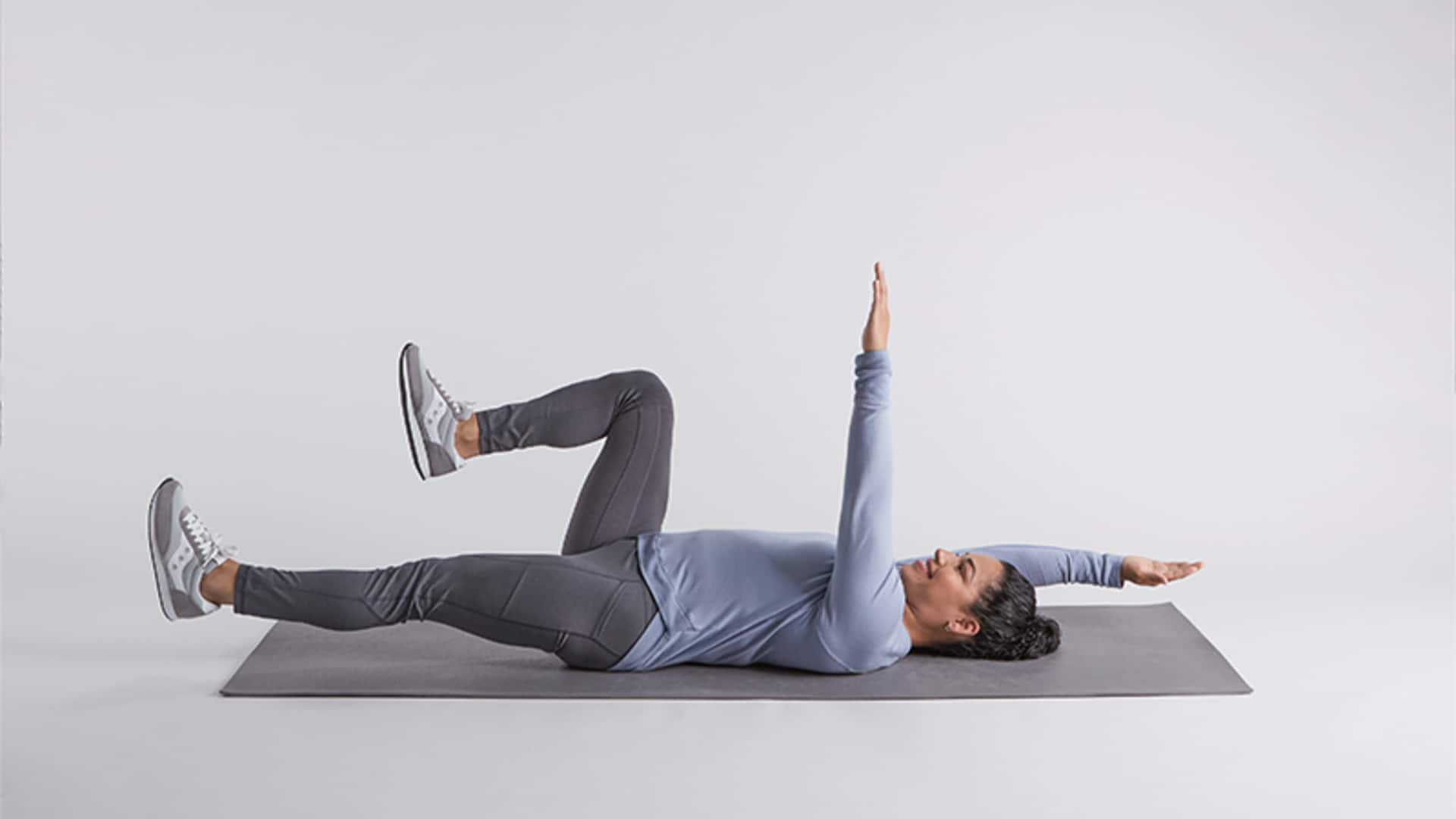 เดดบั๊ก: ท่าออกกำลังกายเพื่อแกนกลางที่แข็งแรง