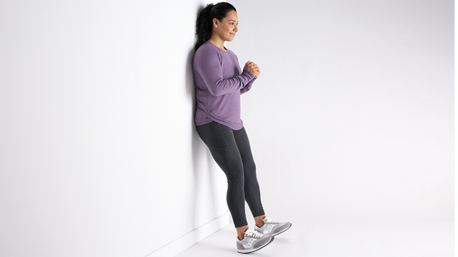 เสริมกล้ามเนื้อหน้าแข้งด้วยท่ายกนิ้วเท้าในท่านั่ง