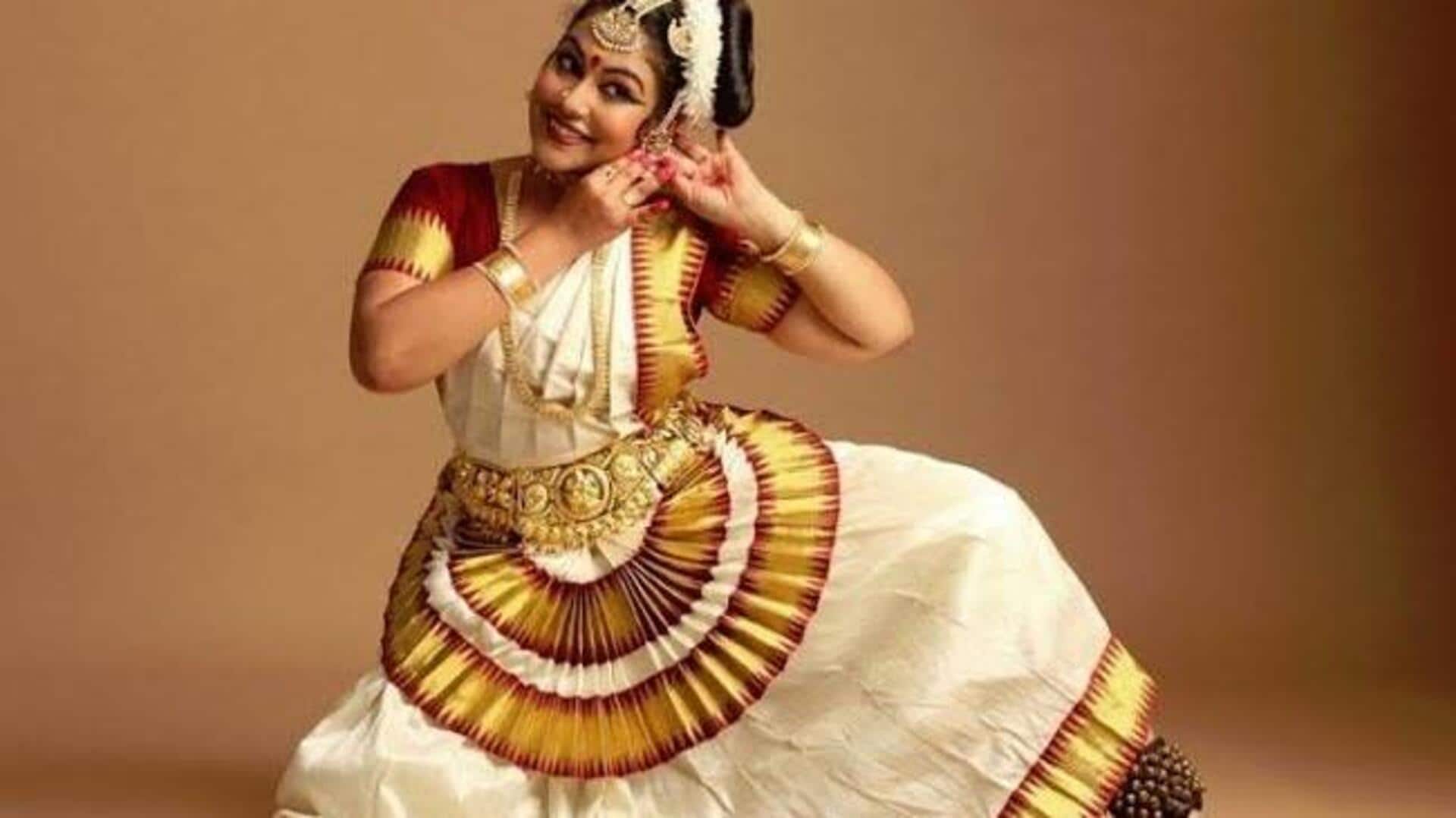 การฝึกการเคลื่อนไหวพื้นฐานผ่านการเต้นรำอินเดียแบบดั้งเดิม