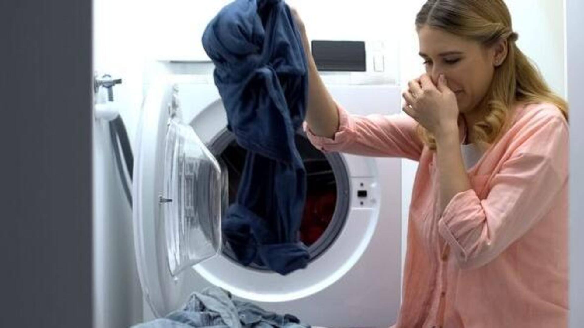 วิธีป้องกันกลิ่นซักผ้า ด้วยการทำความสะอาดเครื่องซักผ้าอย่างสม่ำเสมอ