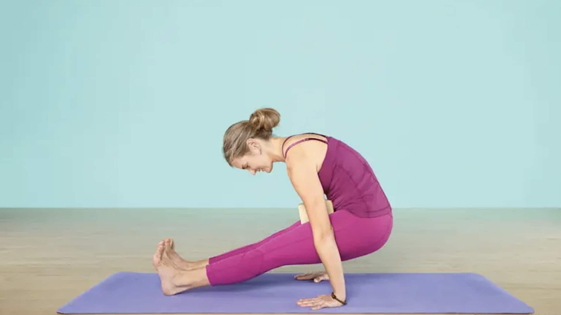 ท่าดันดาสนะ เสริมสร้างแกนกลางให้แข็งแรง