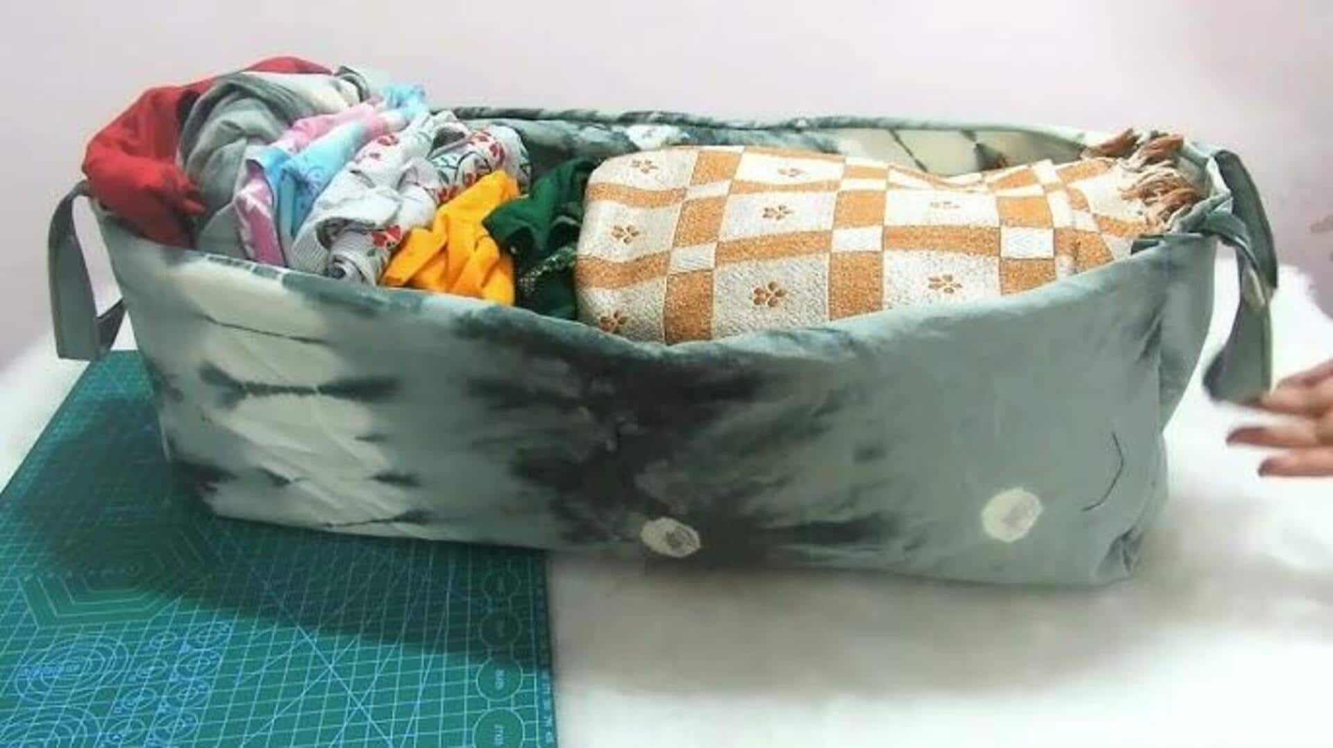 รีไซเคิลผ้าปูที่นอนเก่าให้กลายเป็นถุงผ้าใช้ซ้ำสุดประหยัด