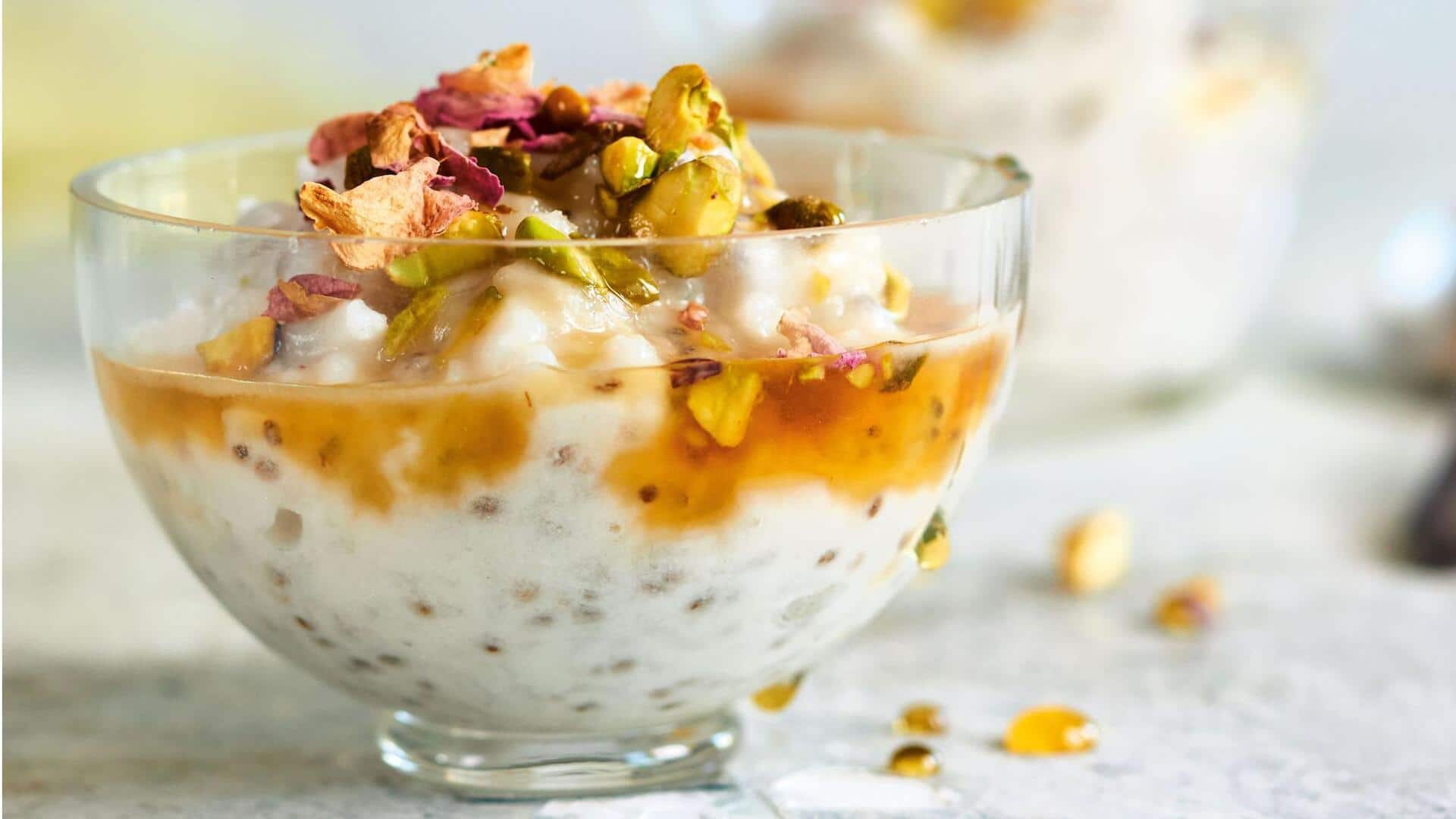 สูตรข้าวพุดดิ้งหอมกุหลาบและกระวาน