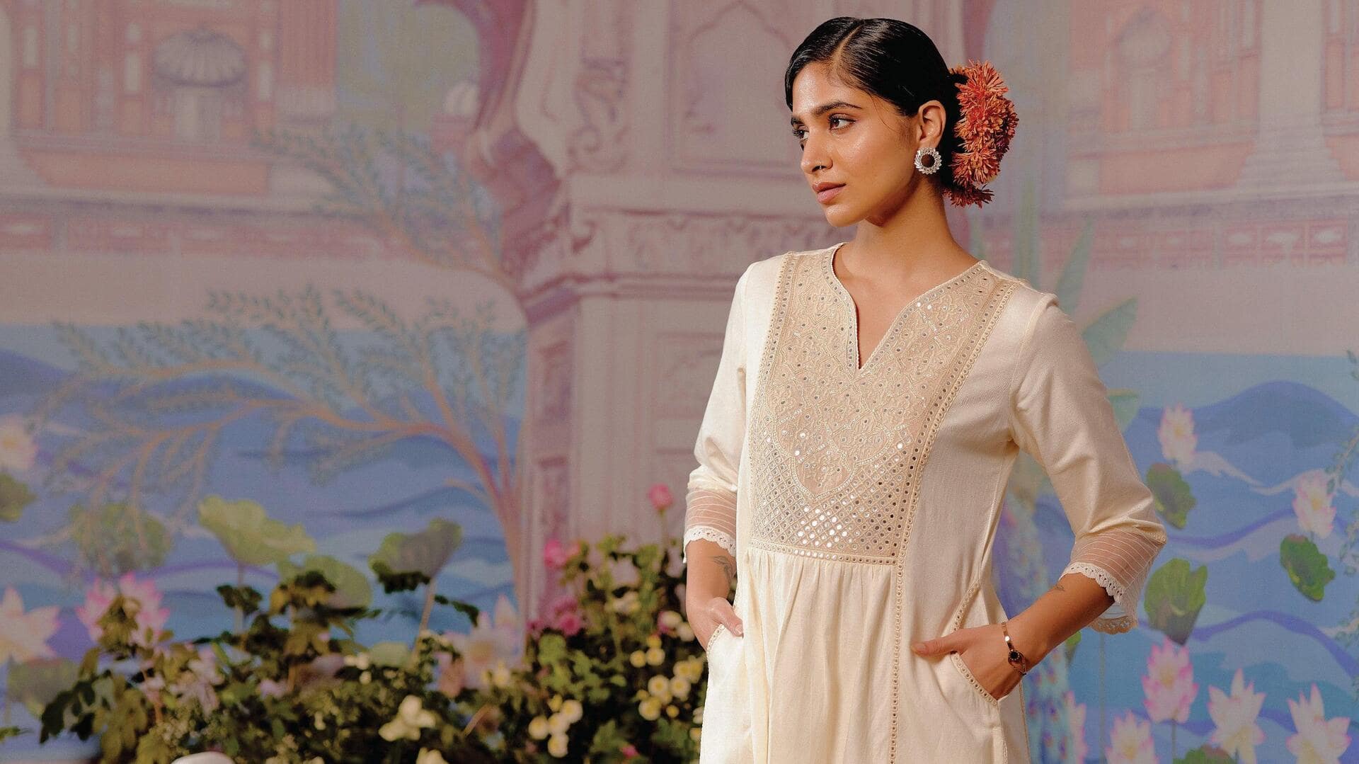 5 สไตล์แฟชั่นที่เข้ากับเสื้อคุรติปักลาย