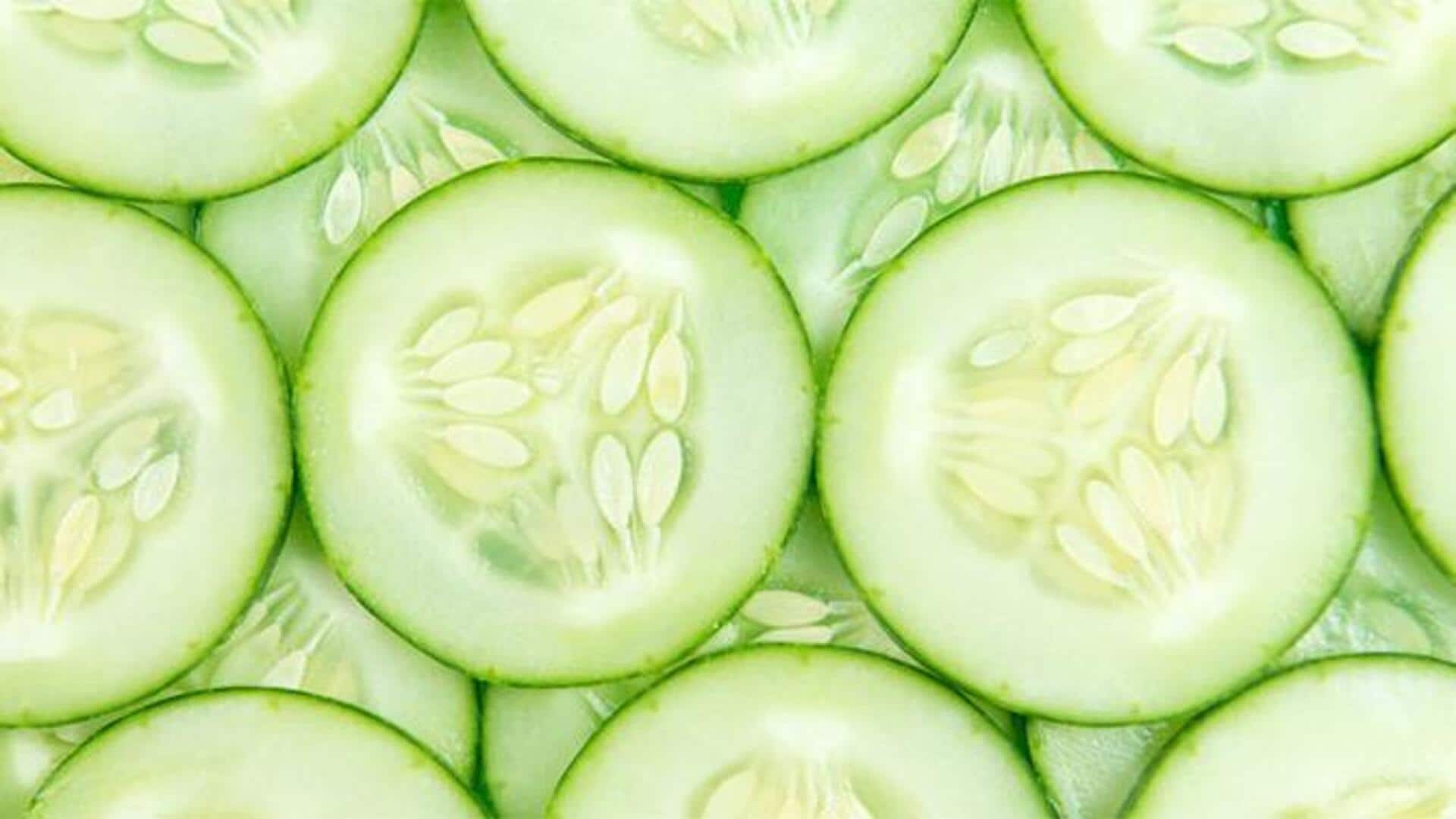 ไฮโดรโซลแตงกวา: เติมความเย็นสบายให้ผิวทุกฤดูกาล