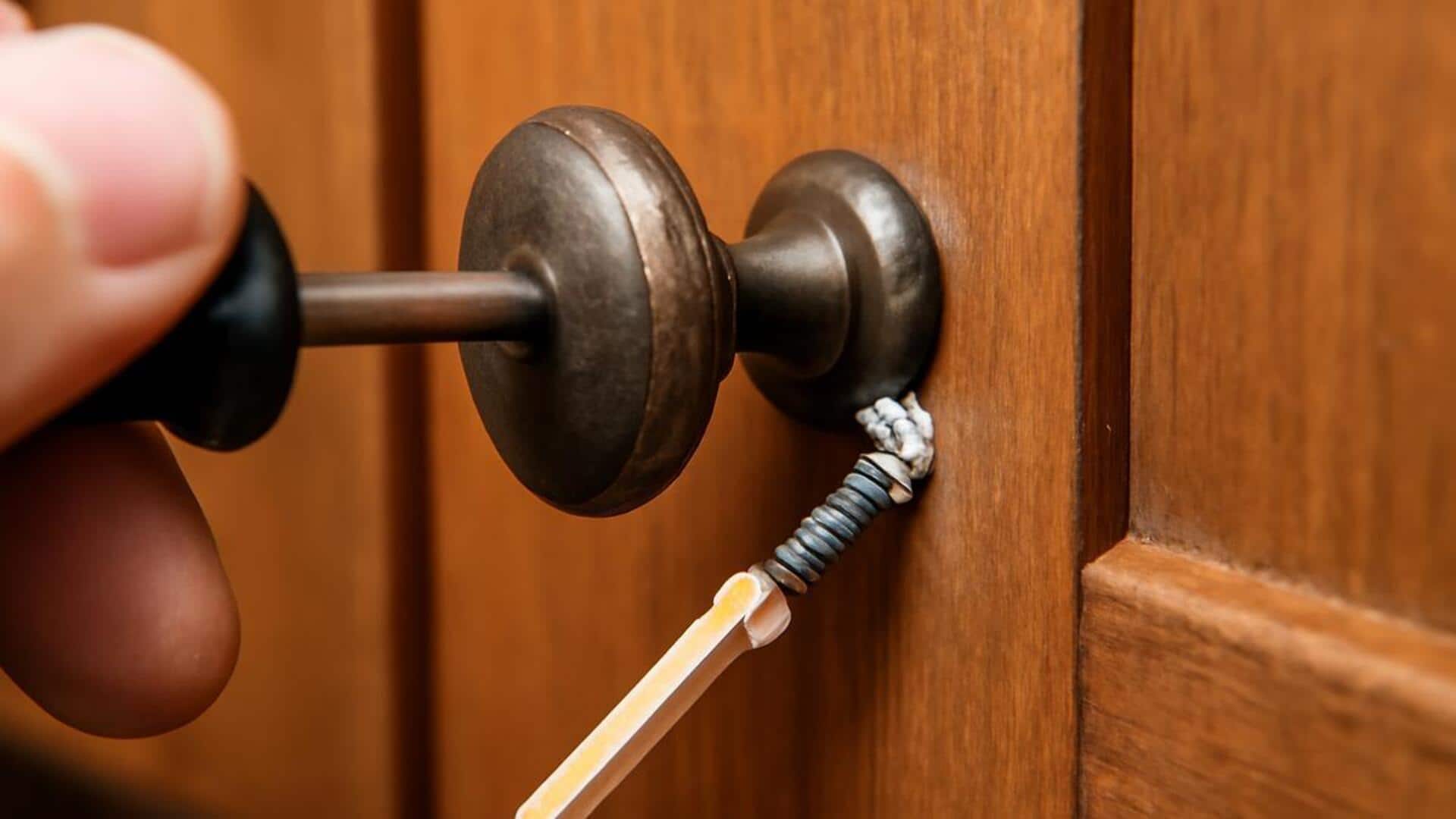 เคล็ดลับง่ายๆ แก้ปัญหาที่จับตู้หลวมแบบประหยัด