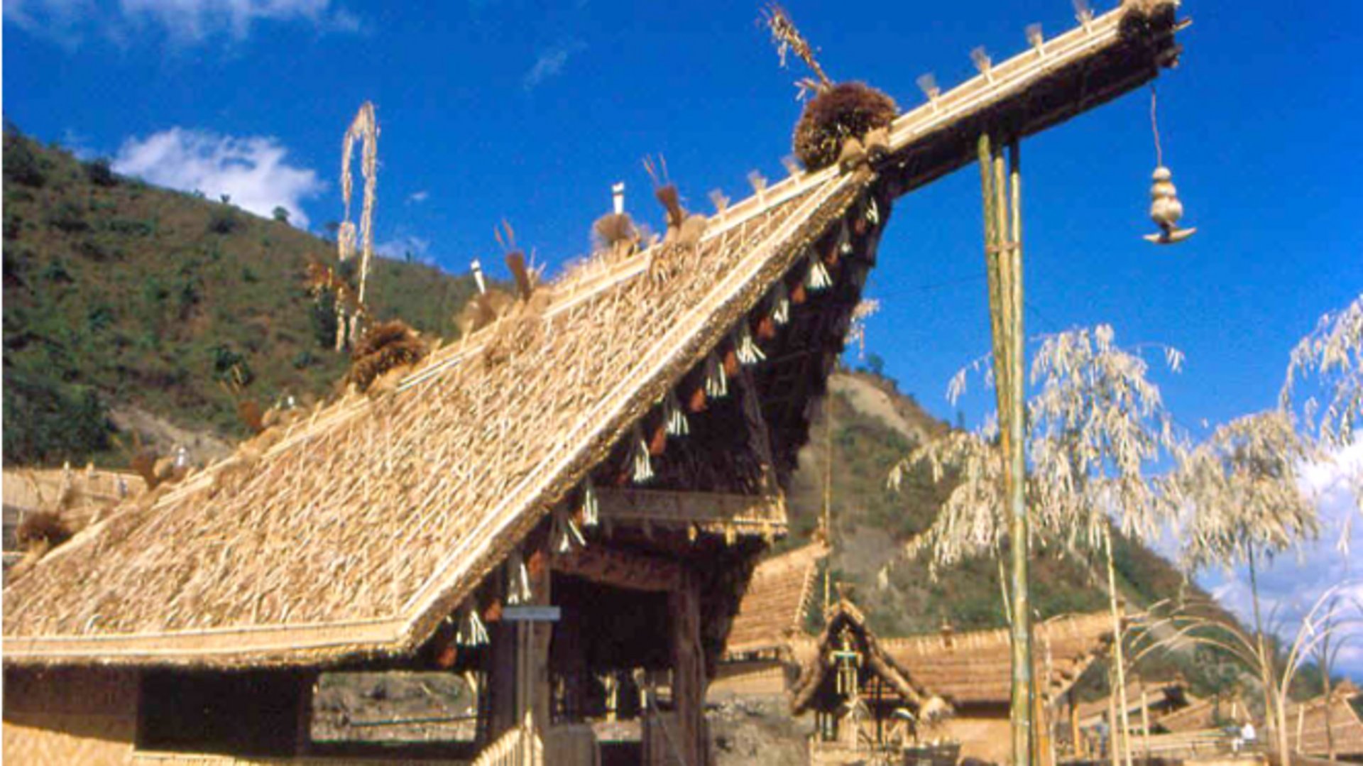 สำรวจสถานที่โบราณและหมู่บ้านนาคาของนากาแลนด์ อินเดีย