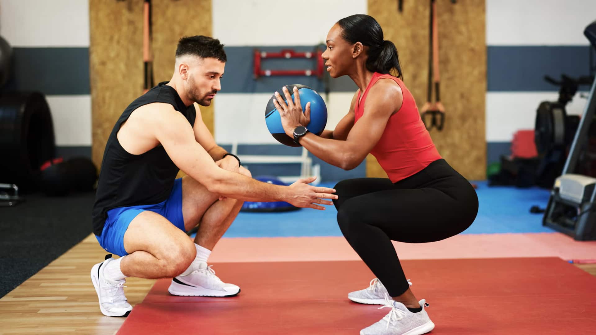 การฝึกเคลื่อนไหวพื้นฐานเพื่อสุขภาพแข็งแรง