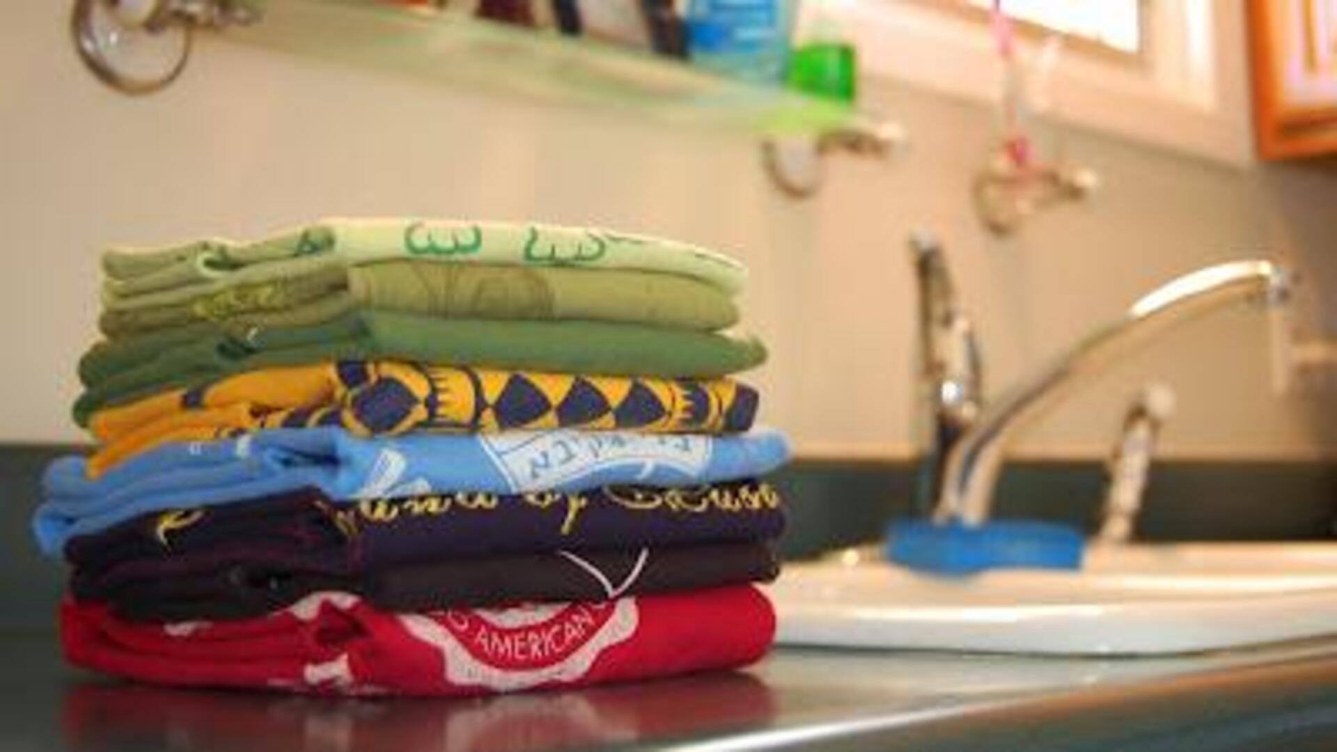 ผ้าขัดพื้นแบบประหยัดจากเสื้อยืดเก่า