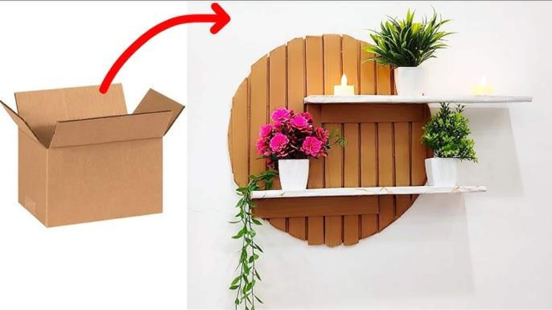 เคล็ดลับเปลี่ยนกล่องกระดาษแข็งให้กลายเป็นที่เก็บของติดผนังสวยเก๋