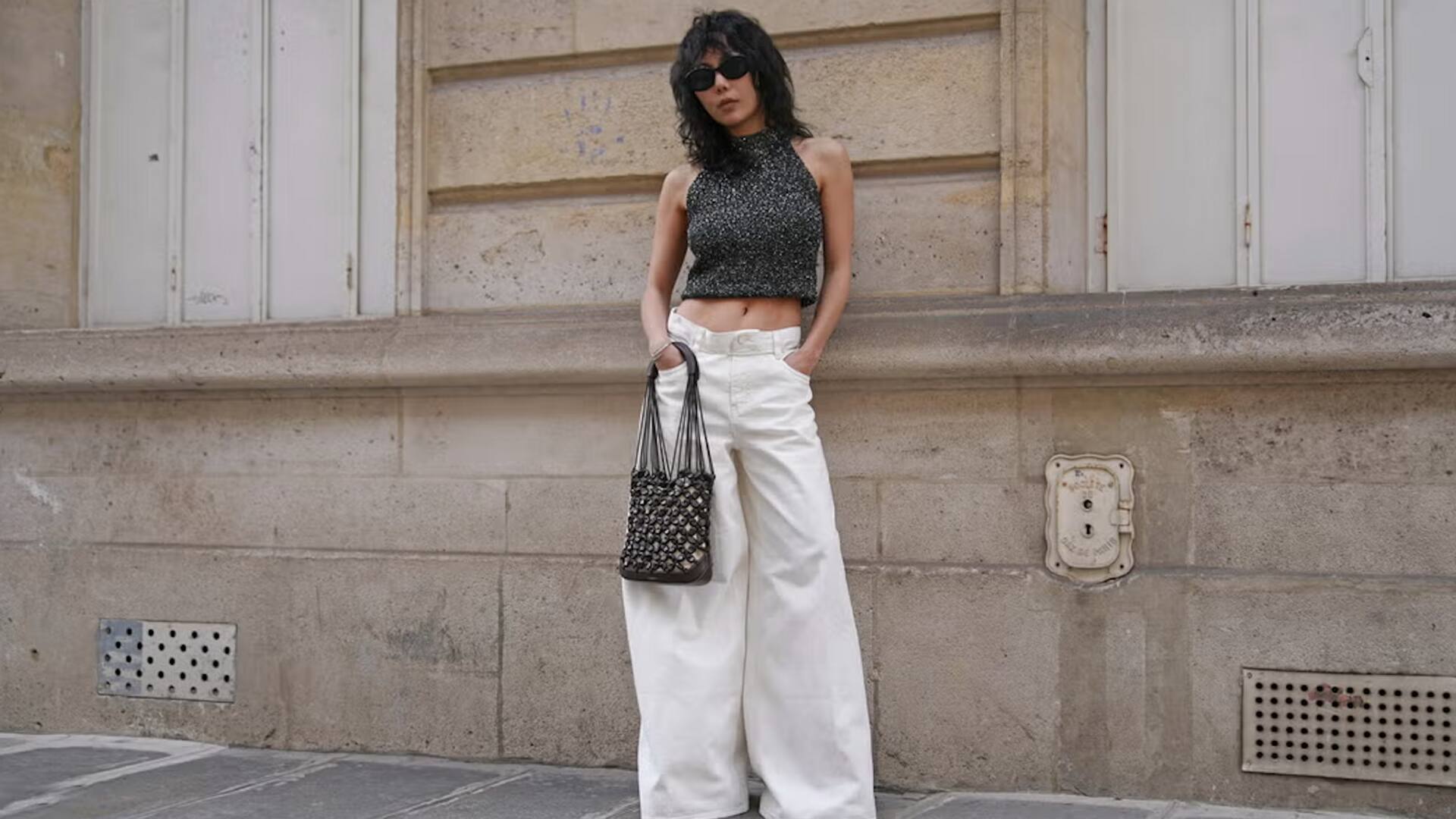 5 สไตล์เสื้อกั๊กครอปแมตช์กางเกงขาบานอย่างลงตัว