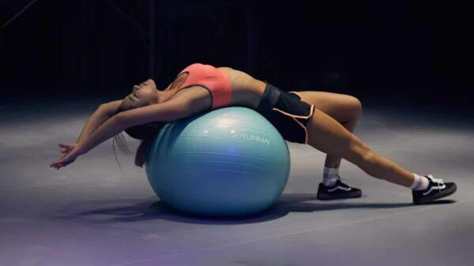 เสริมความฟิตด้วยวอลล์บอลช็อต และประโยชน์ที่คุณจะได้รับ