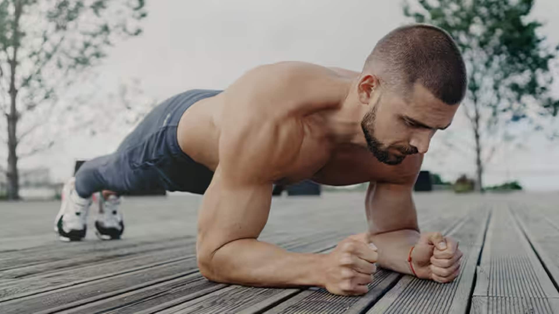 ฟื้นฟูพลังชีวิตด้วยโยคะเพื่อแกนกลางแข็งแรง