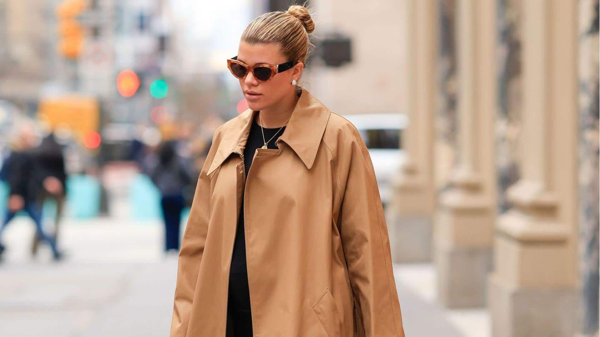 5 สไตล์แฟชั่นที่แมตช์กับเสื้อคลุมยาวพริ้ว ๆ ได้ลงตั