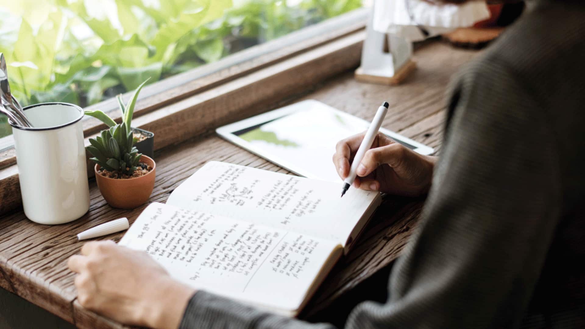 5 นิสัยการเขียนบันทึกเพื่อพัฒนาสติและความฉลาดทางอารมณ์